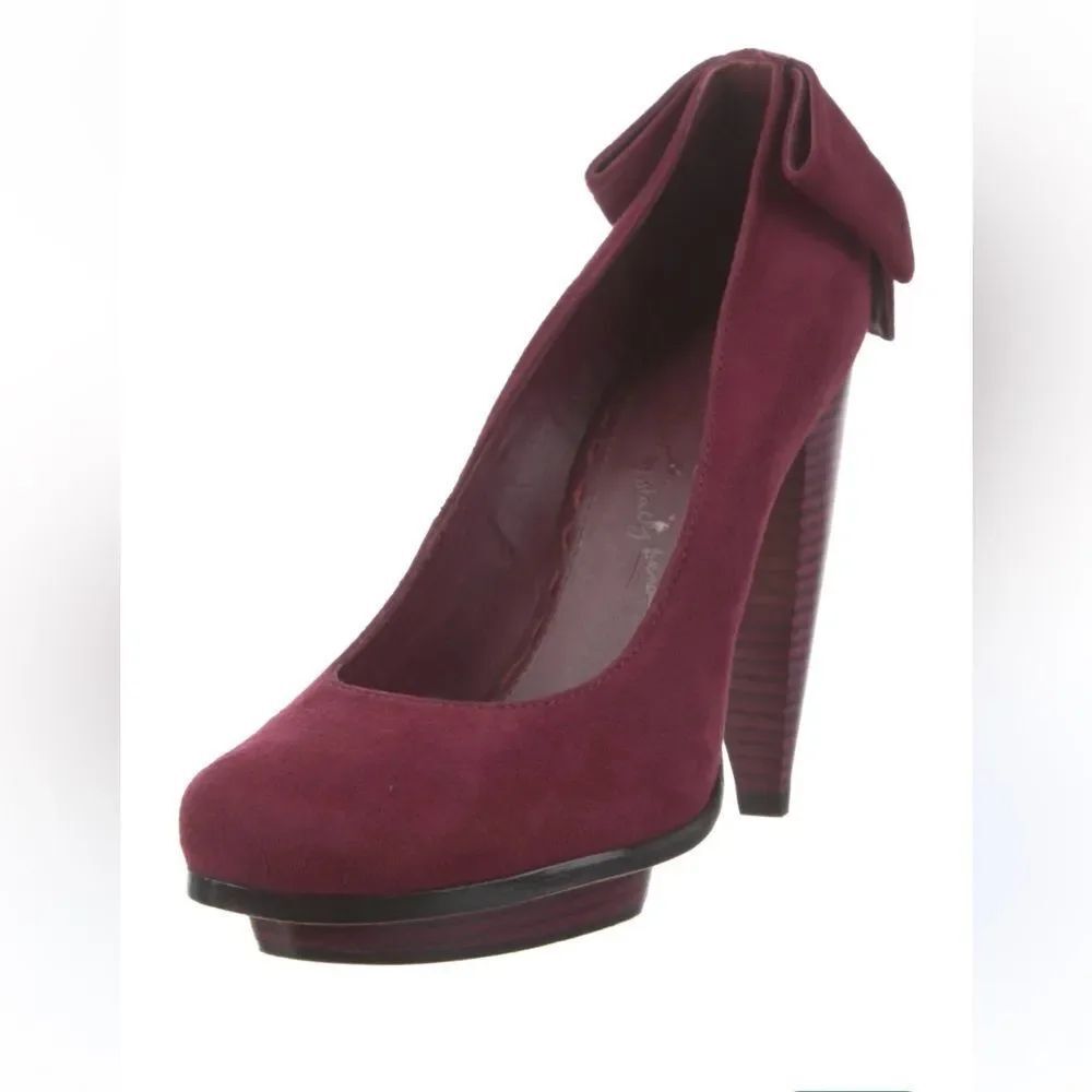 Alice + Olivia Burgundy Suede Leather Bow Accents Slip On Pump Heels 37 US 6.5